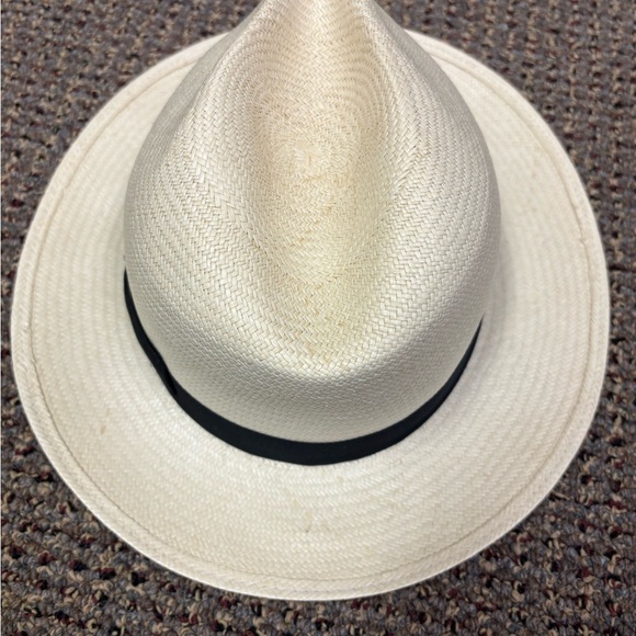 Tesi straw Fedora with Black Band - Picture 6 of 10